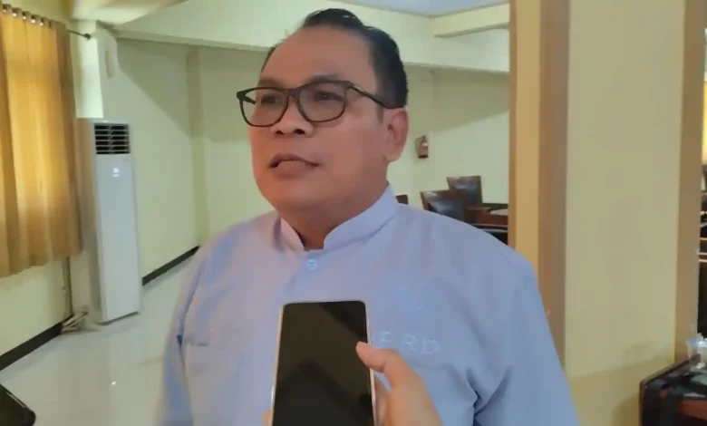 Tanggapi Polemik Cilok Ngangak, DPRD Lobar Minta Pemkab Fokus Bina UMKM | Politik — Orbit NTB