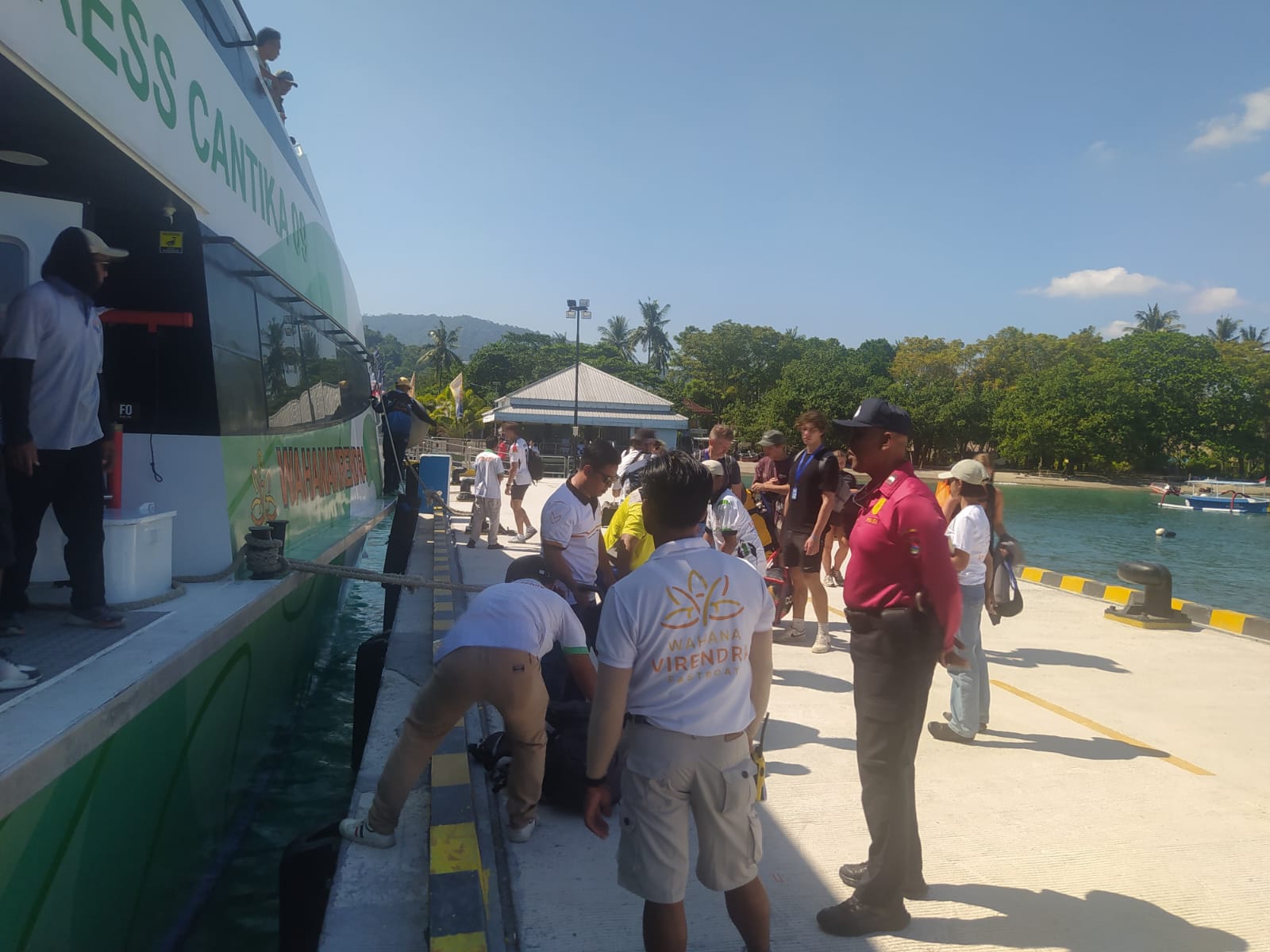 Jaga Keamanan Jalur Wisata Tiga Gili, Ditpamobvit Polda NTB Perketat Patroli di Pelabuhan Senggigi, Bangsal dan Teluk Nare | Hukrim — Orbit NTB